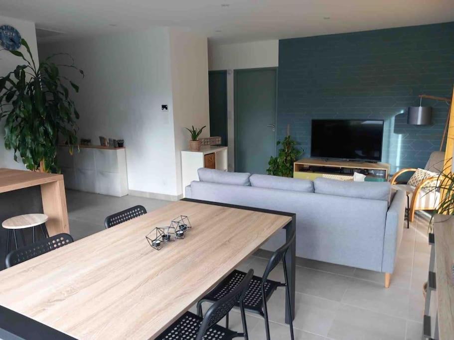 Maison De La Croix Marion 希农 外观 照片